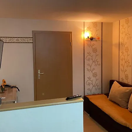 Zum Bergschloesschen Appartement Gilserberg Buitenkant foto